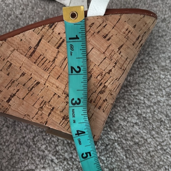 American Eagle White Strappy Wedge Sandals - Picture 8 of 15